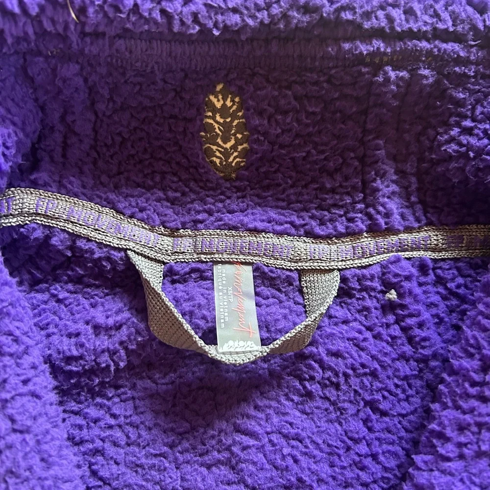 NWT FP Movement Mountain High Half-Zip Fleece Size XS Purple and Gray - Picture 8 of 10